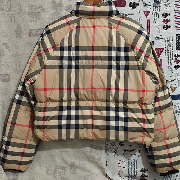 Burberry Checked Short Down Jacket - Picture 8 of 8
